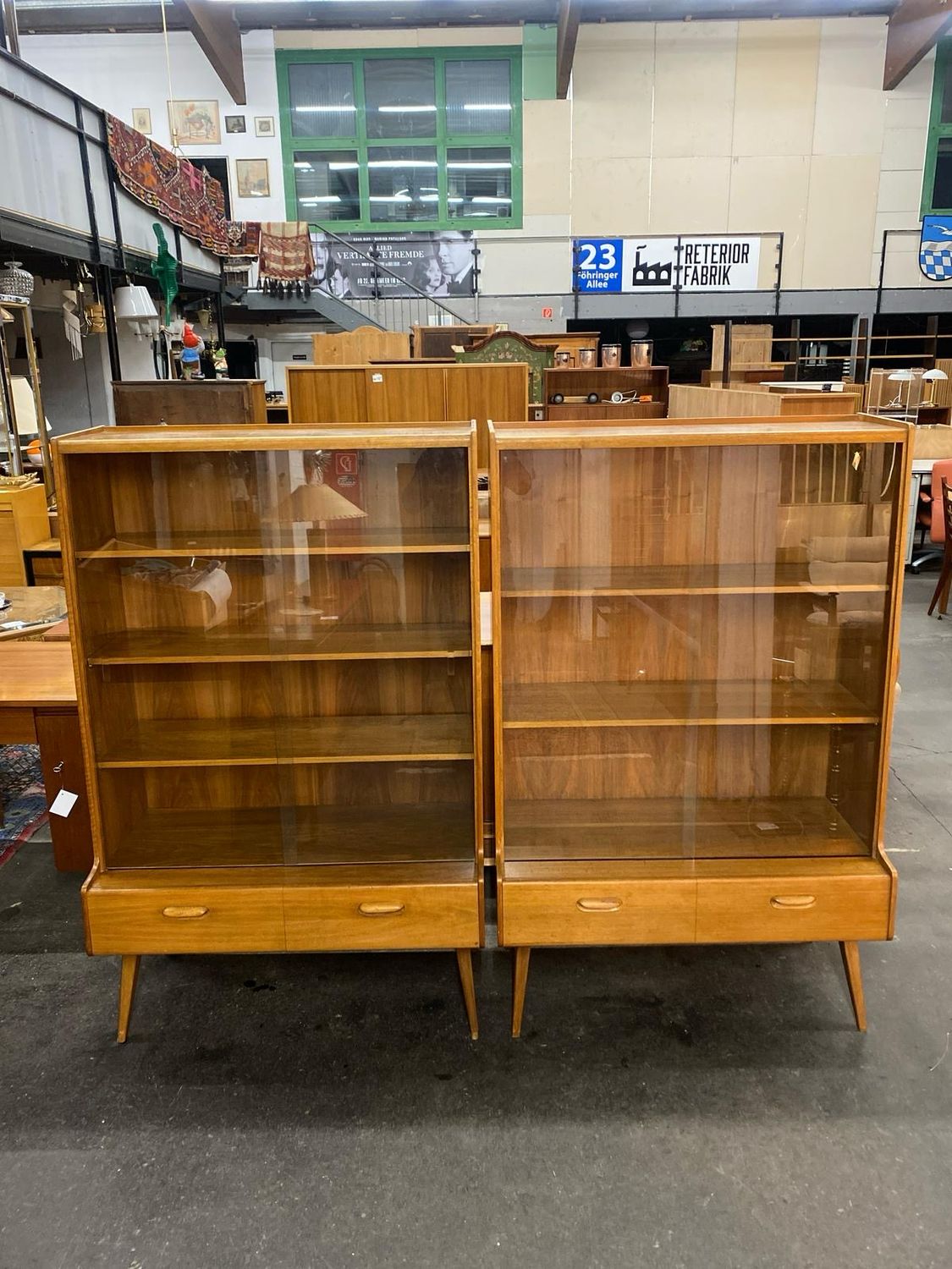 Vitrine Schränkchen Kommode 1von2 Mid Century Vintage