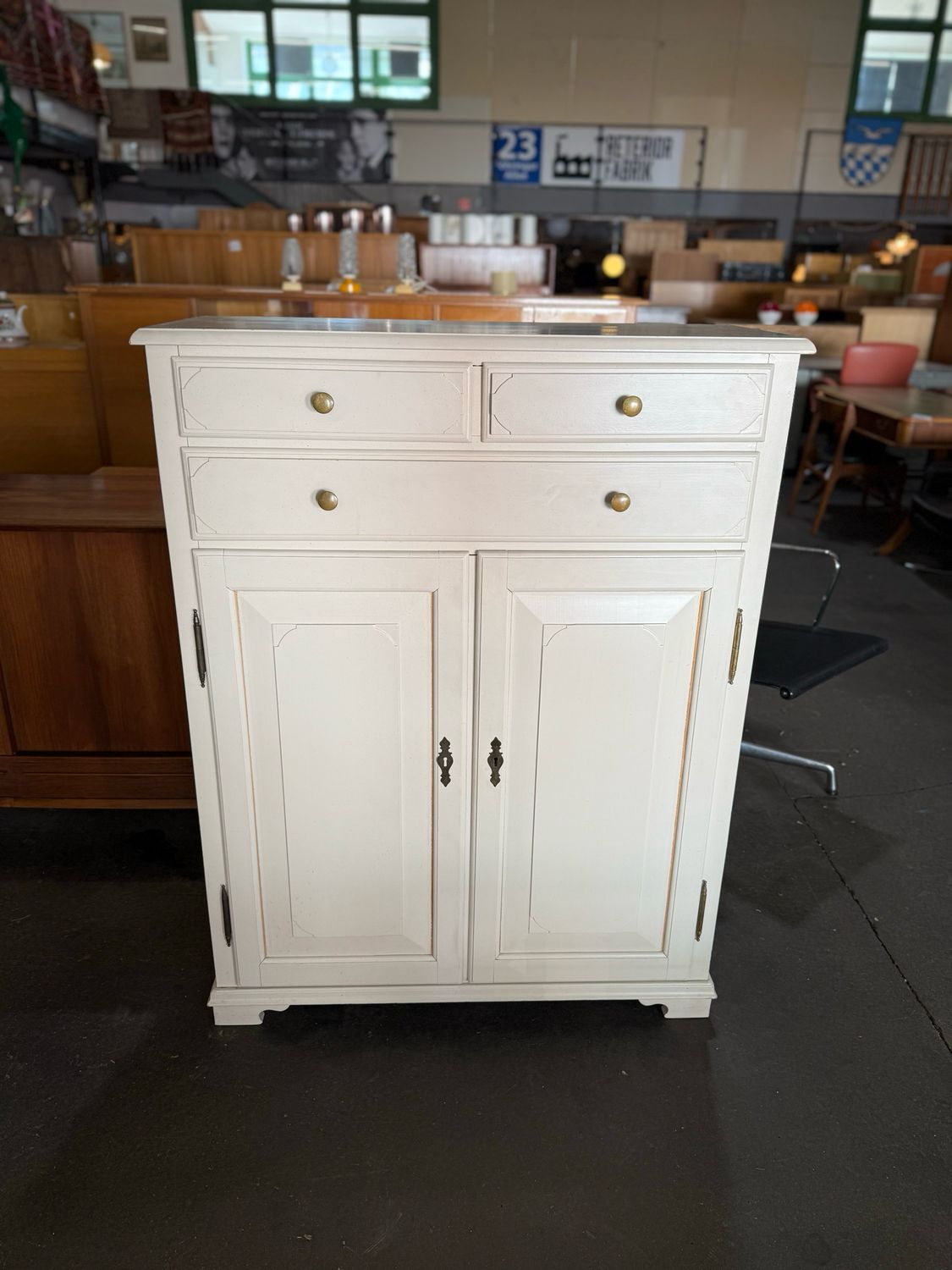Schränkchen Kommode Schrank