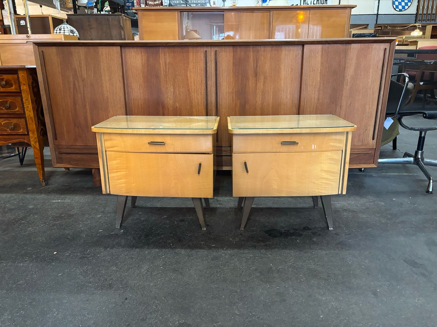 Nachtkästchen Nachttischchen 1von2 Mid Century Vintage