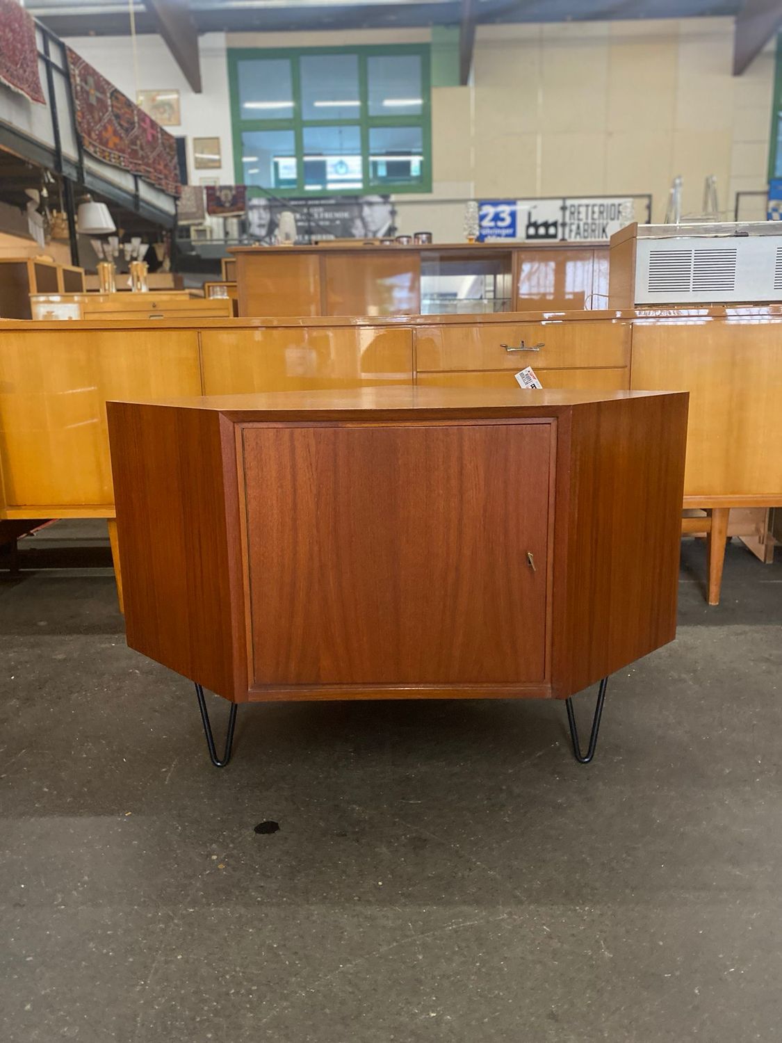 Eckschrank Kommode Schränkchen Mid Century Vintage