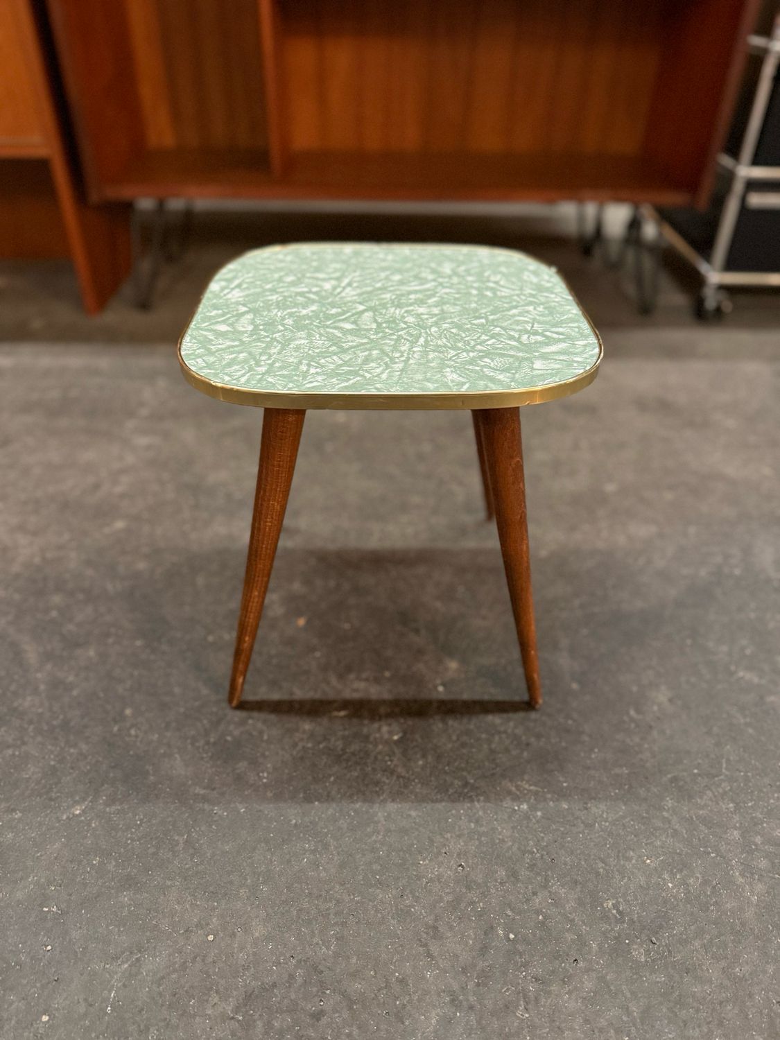 Blumentischchen Tischchen Hocker Mid Century Vintage