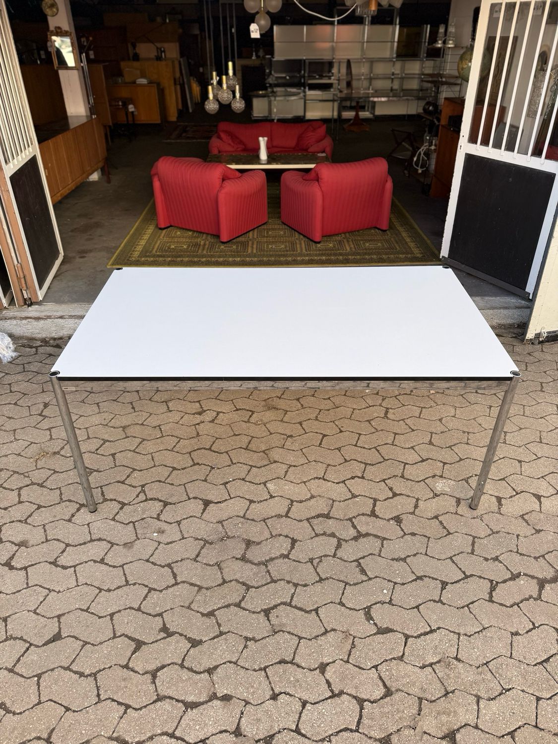 USM Haller Tisch Esstisch Bürotisch 1von3