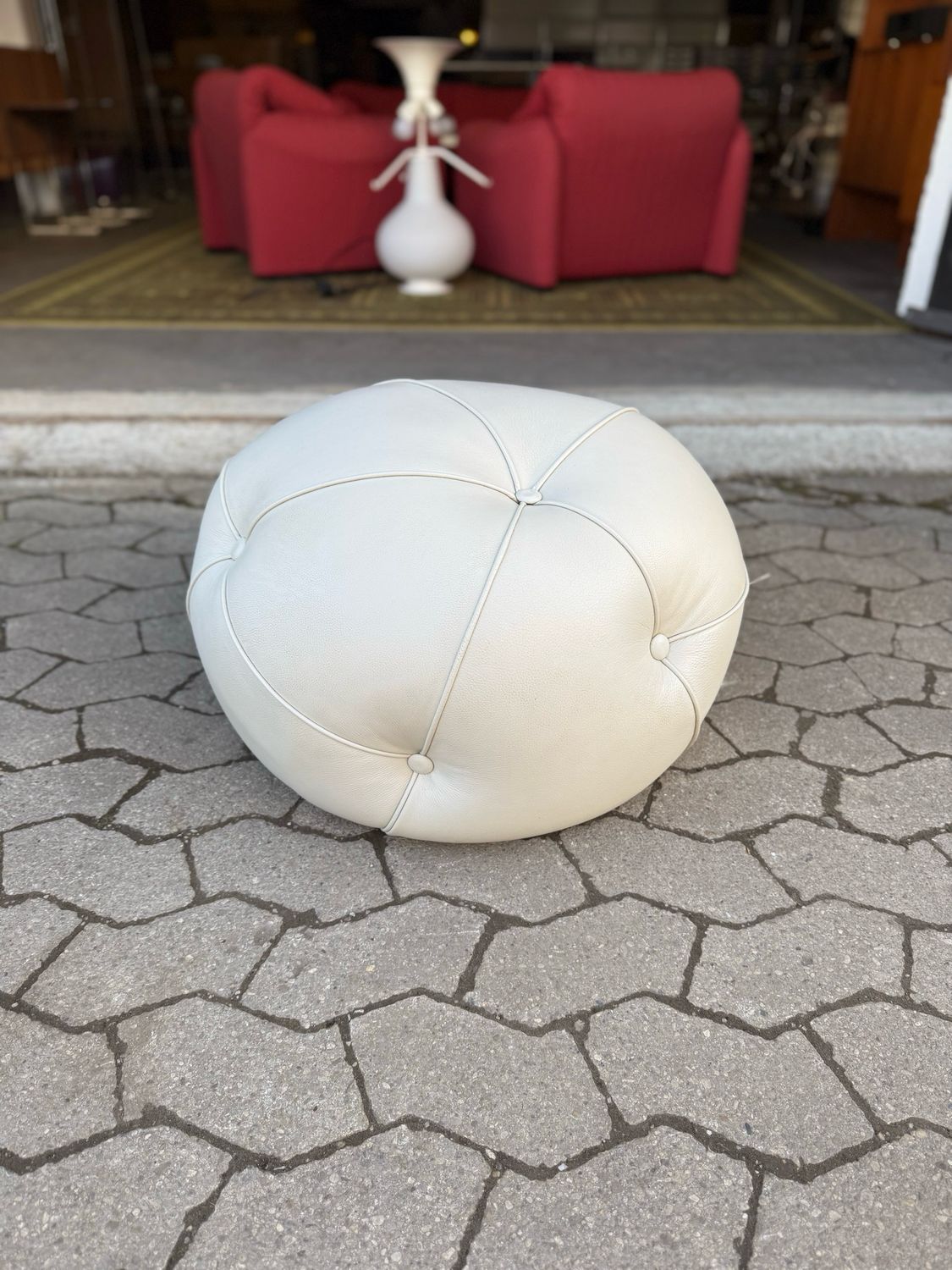 Alberta Italy Pour Hocker Sitzhocker