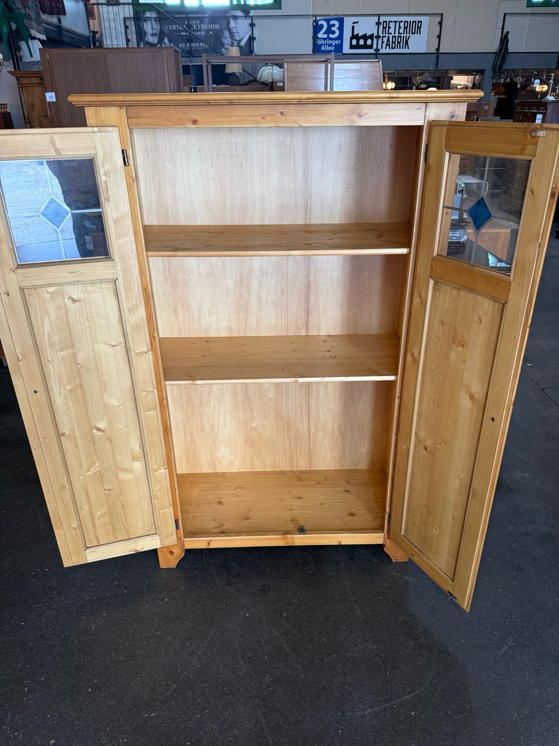 Schrank Vitrinenschrank Regal