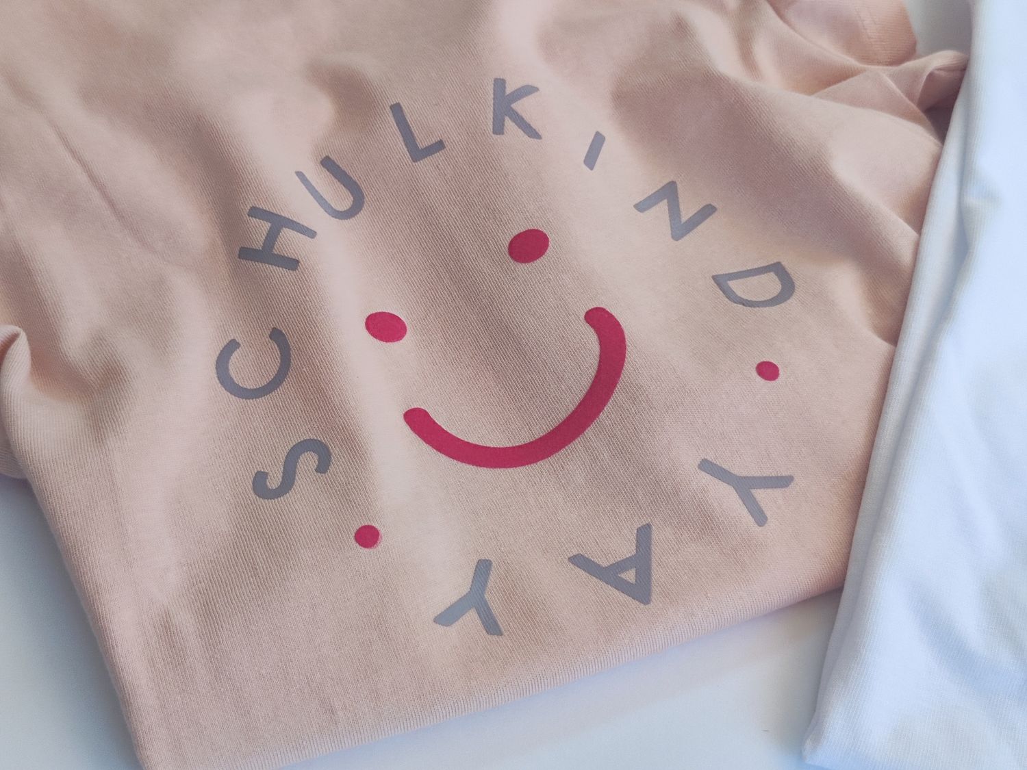 Schulkind-Shirt "yay"
