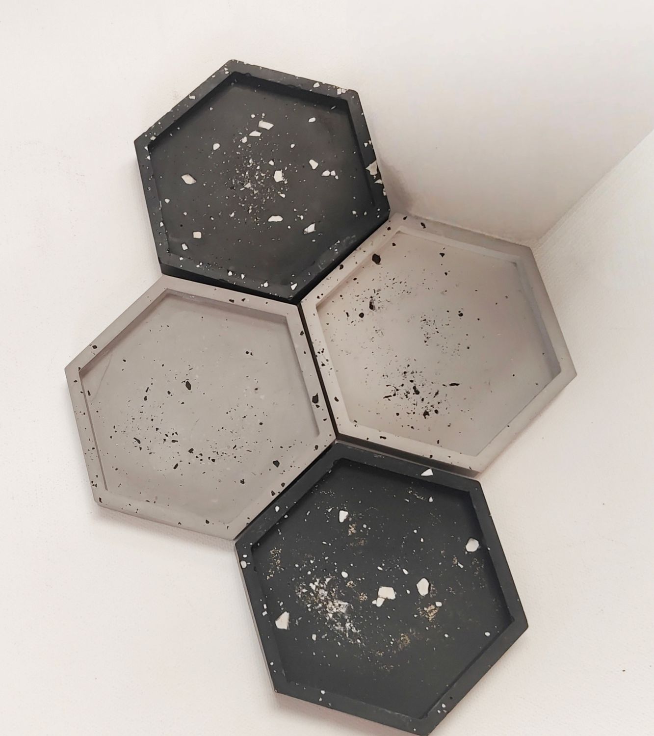 Deko Teller  "hexagon"