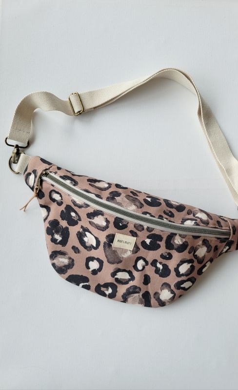 Hipbag "leo taupe" large