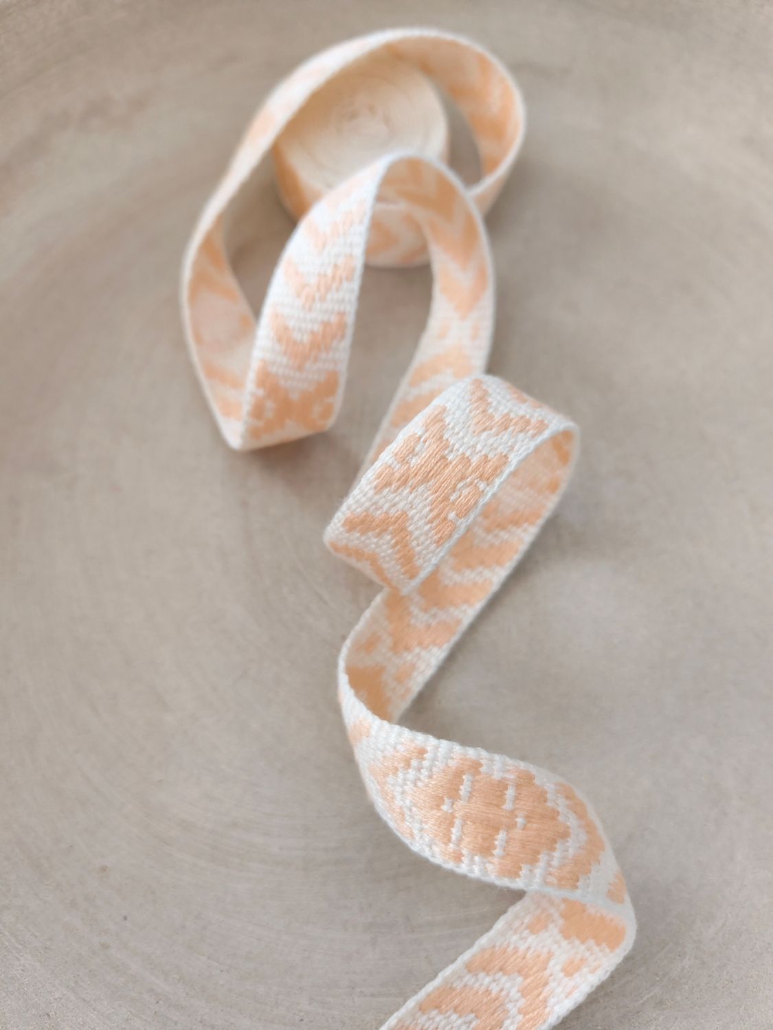 Phone Strap "peachy white"