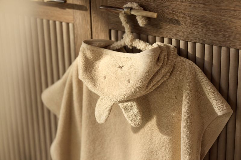 Badeponcho "miffy" warmer sand