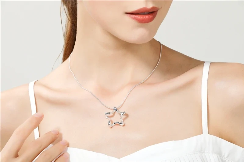 Silver Starfish Pendant Necklace