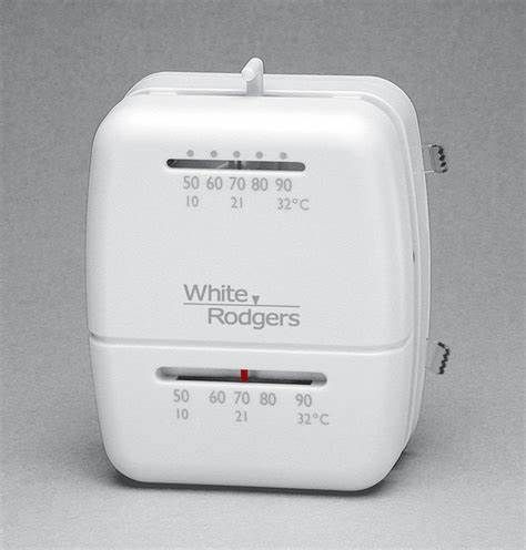 Mechanical Heat/Cool W/ Temp Reading- White