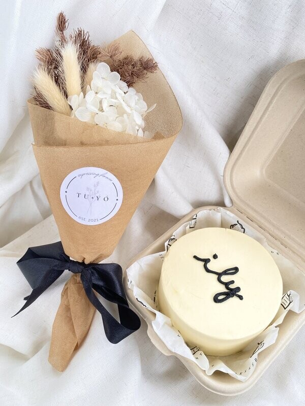 Mini Cake & Flowers Bundle