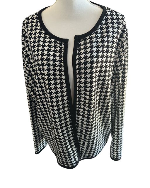 Emery Rose Houndstooth Cardigan