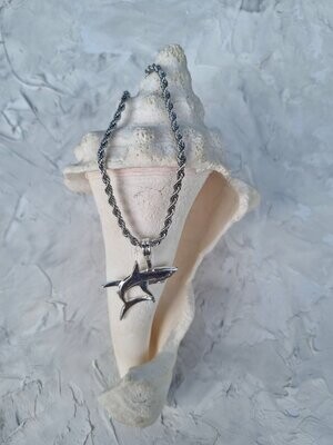 kāne - Silver Mako Shark Necklace