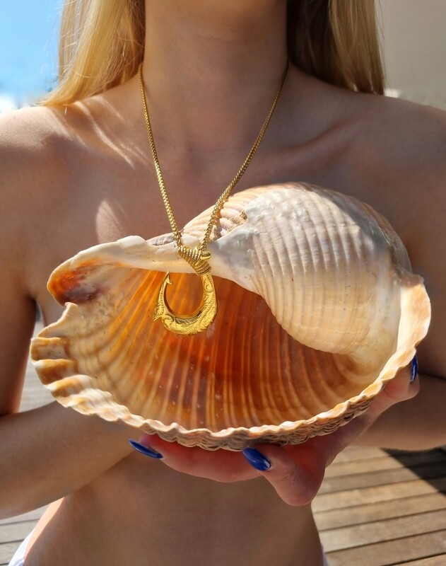 Gold Maui's Hook Necklace
