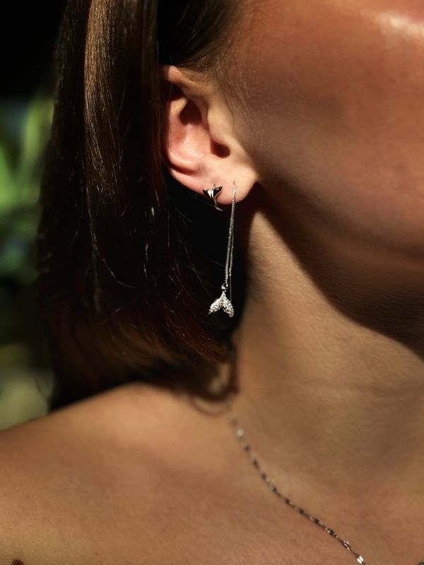 Silver Whale Tail Clip Earrings