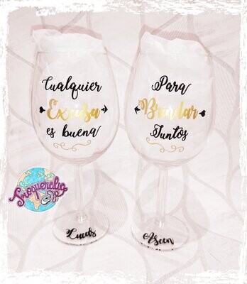 Pareja de copas de vino personalizadas