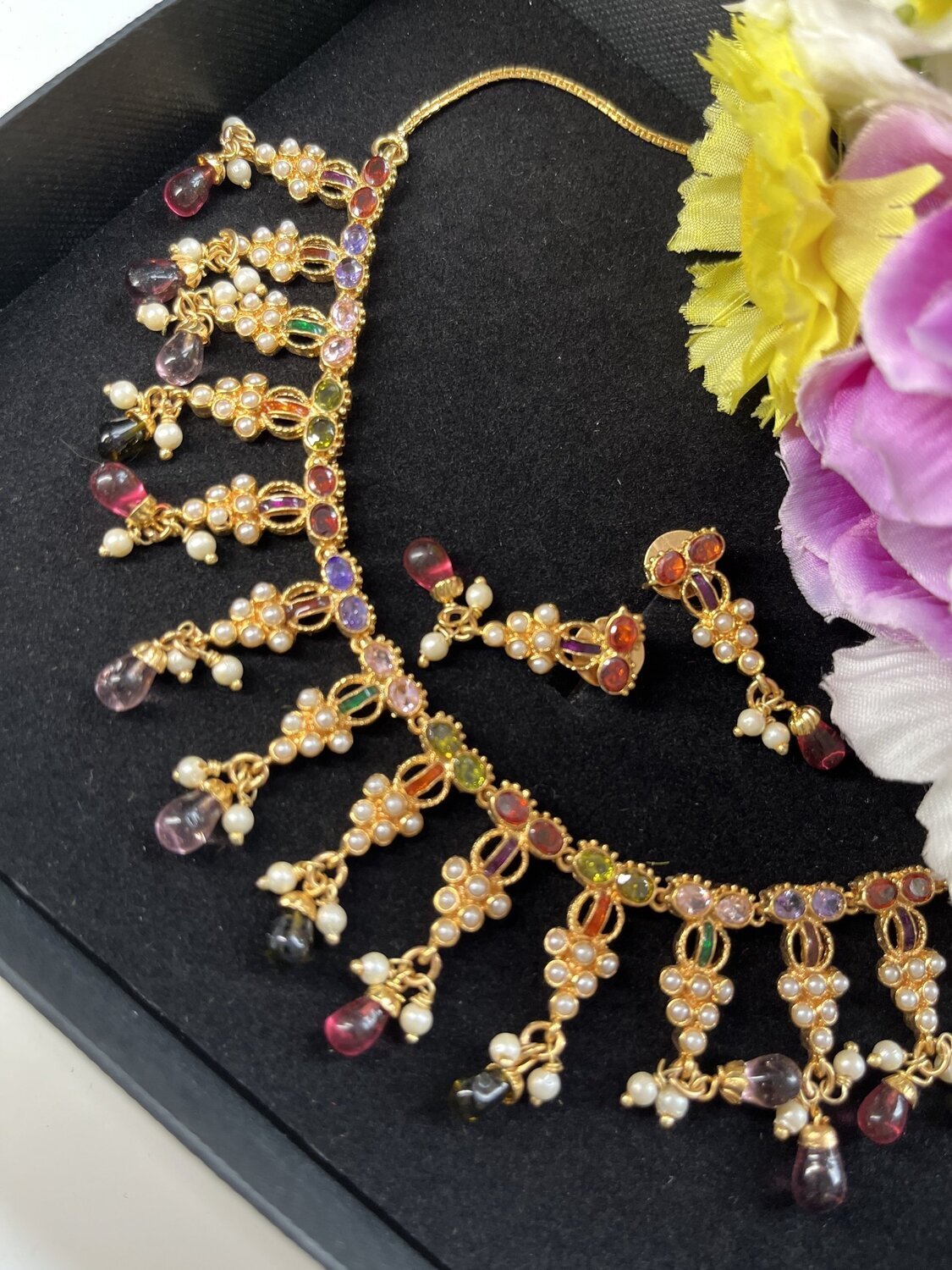 Traditional Multicoloured stone and Pearl Earrings and Necklace Set