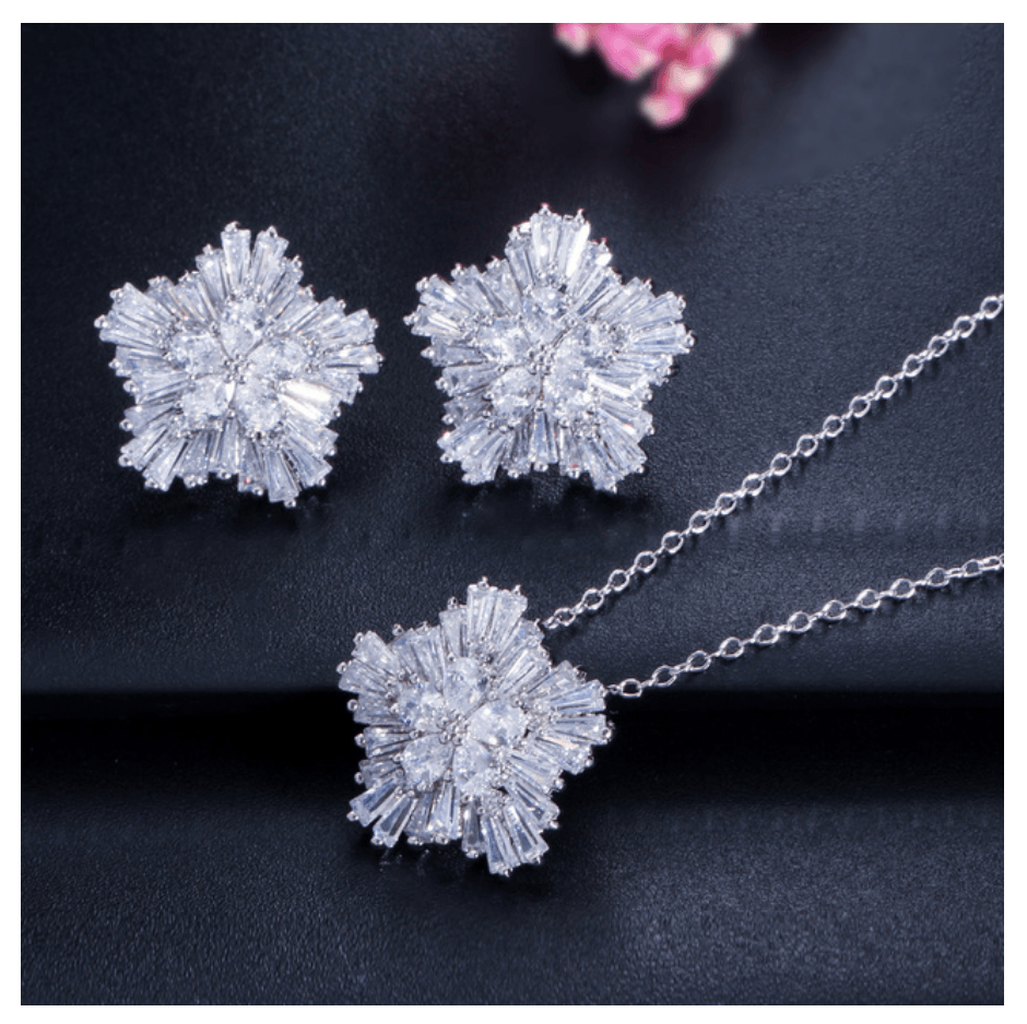 Flower Cluster Earrings and Pendant Set (Silver)