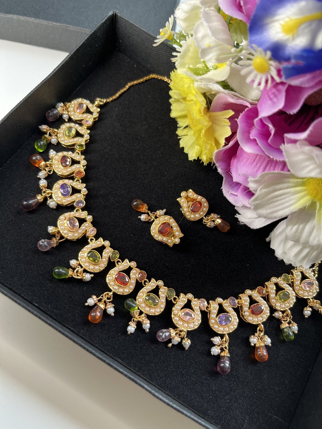 Traditional Multicoloured Necklace and Earring Set
