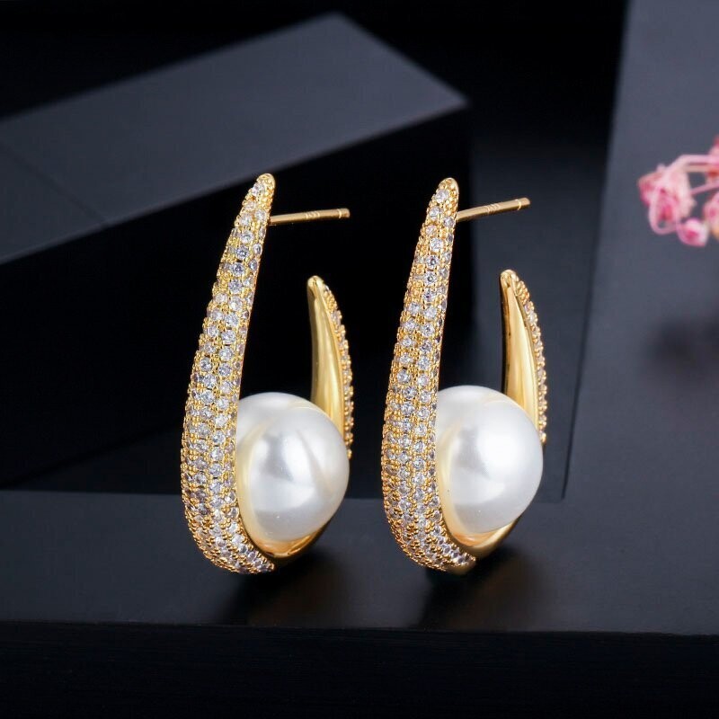 Semi Loop Crystal Pearl Earrings