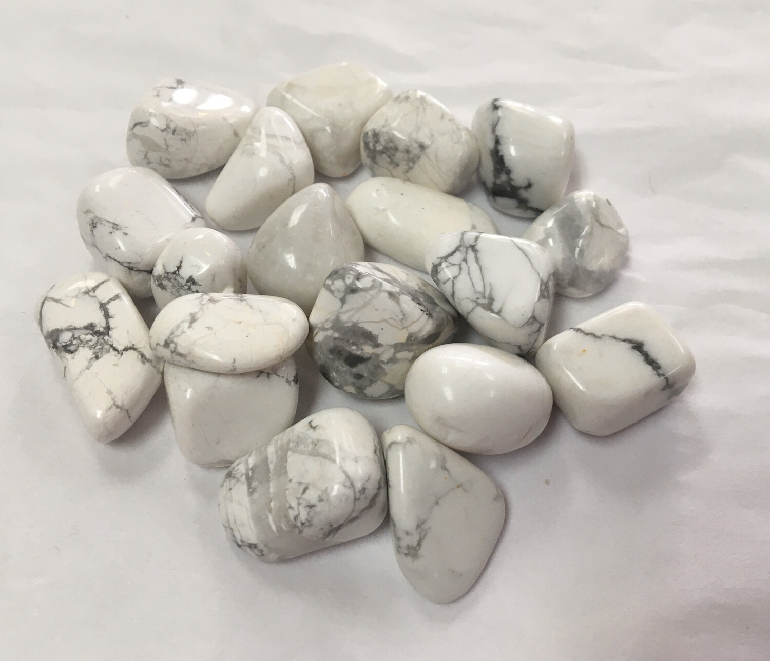 Howlite (White)
