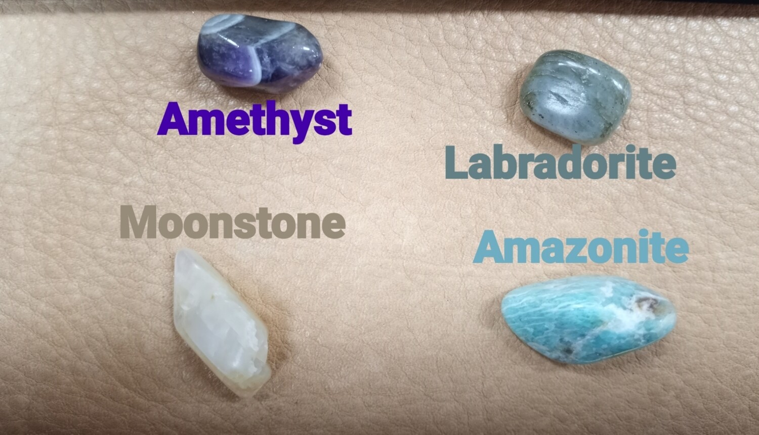 Aquarius Stones pouch
