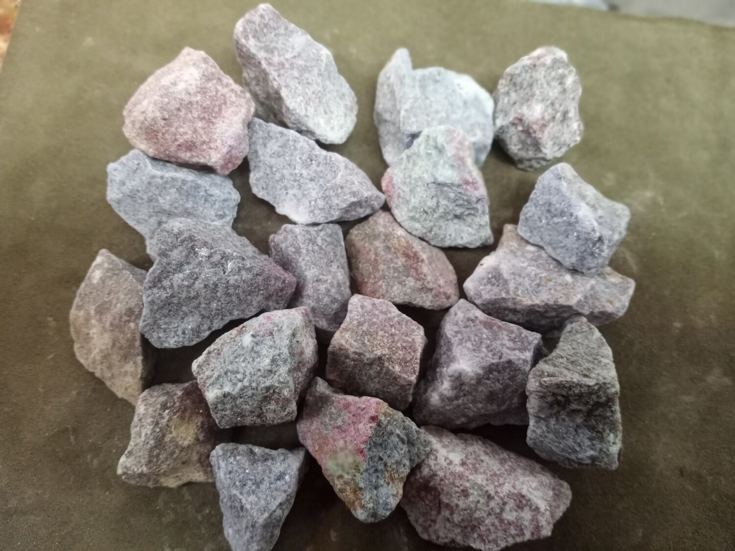 Rough Ruby Kyanite
