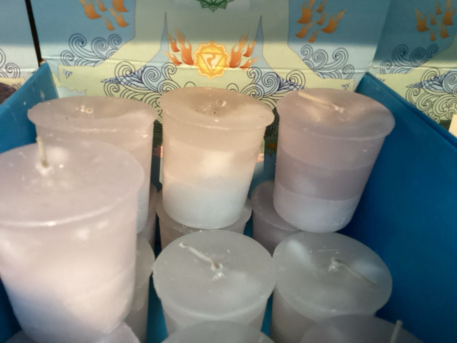 Throat chakra votives
