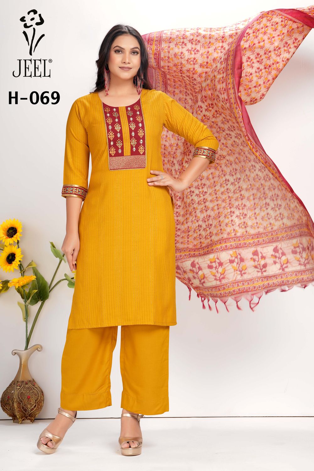 JEEL Punjabi Suit