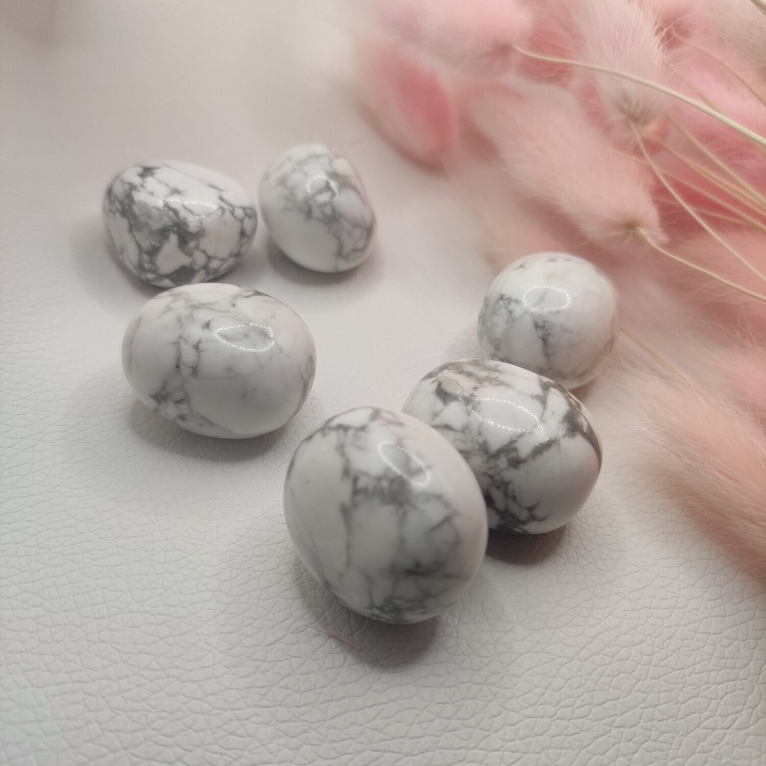 Howlite Trommelstein