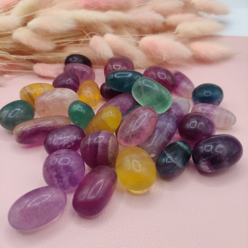 Fluorit "Mystery" Trommelstein