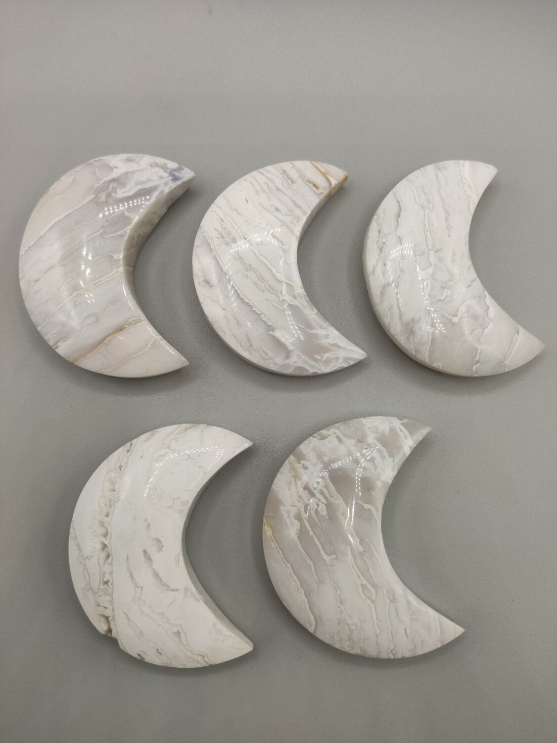 Mond, weißer druzy Achat