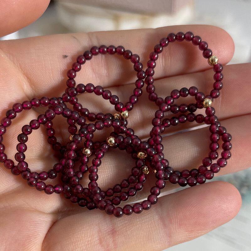 Granat Ring