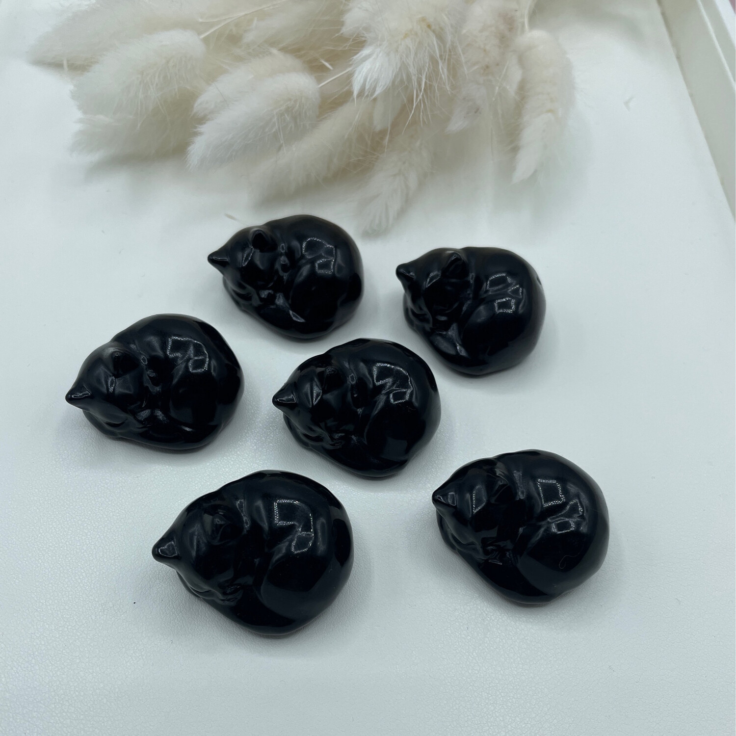 Obsidian schlafendes Kätzchen