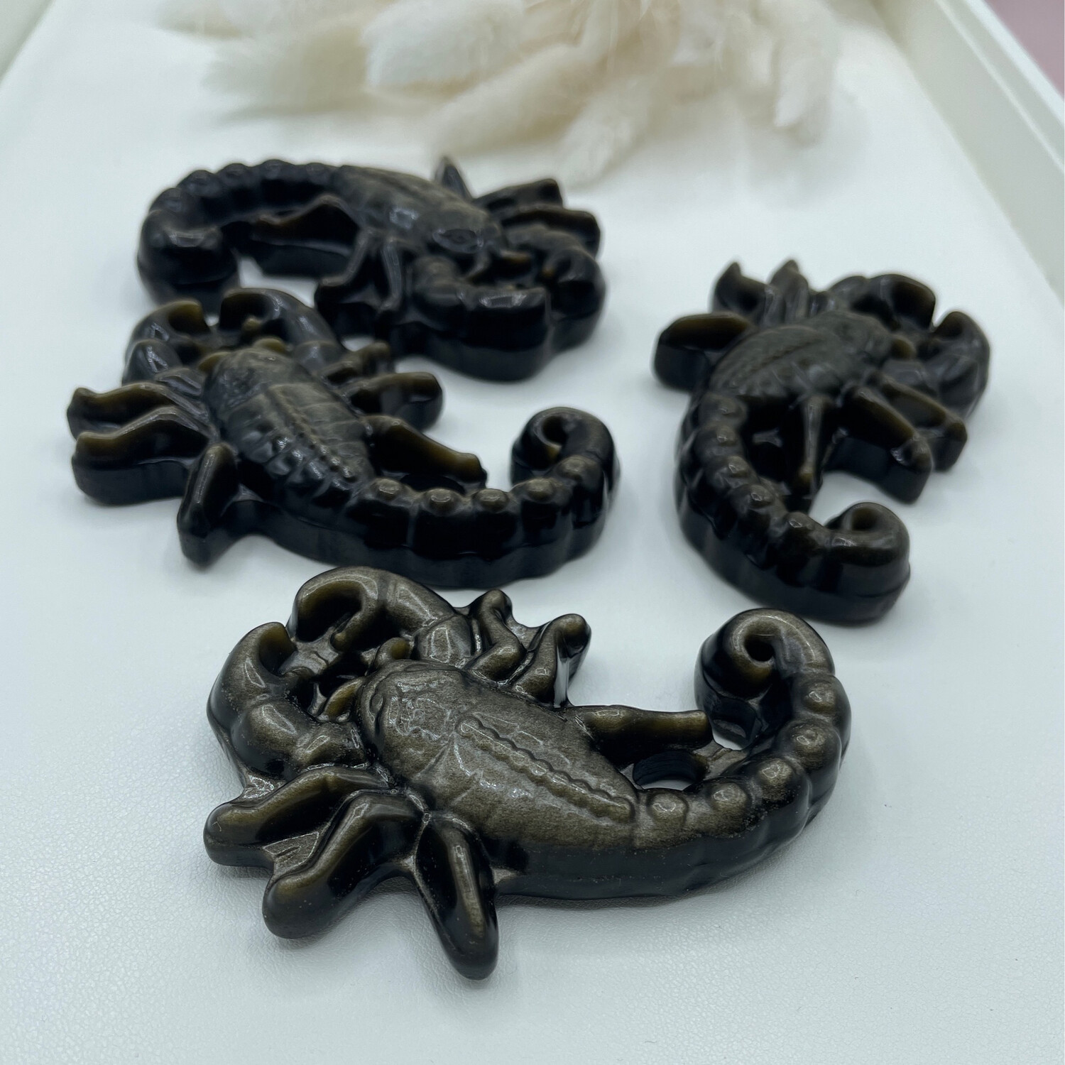 Skorpion Goldener Obsidian