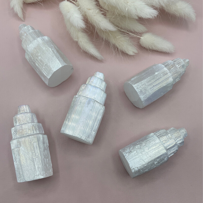 Angel aura Selenit Turm