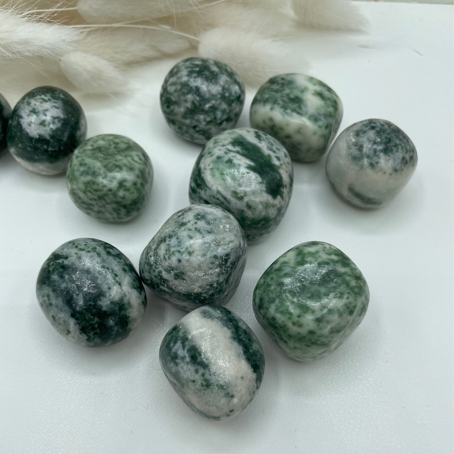 Baumachat Trommelstein