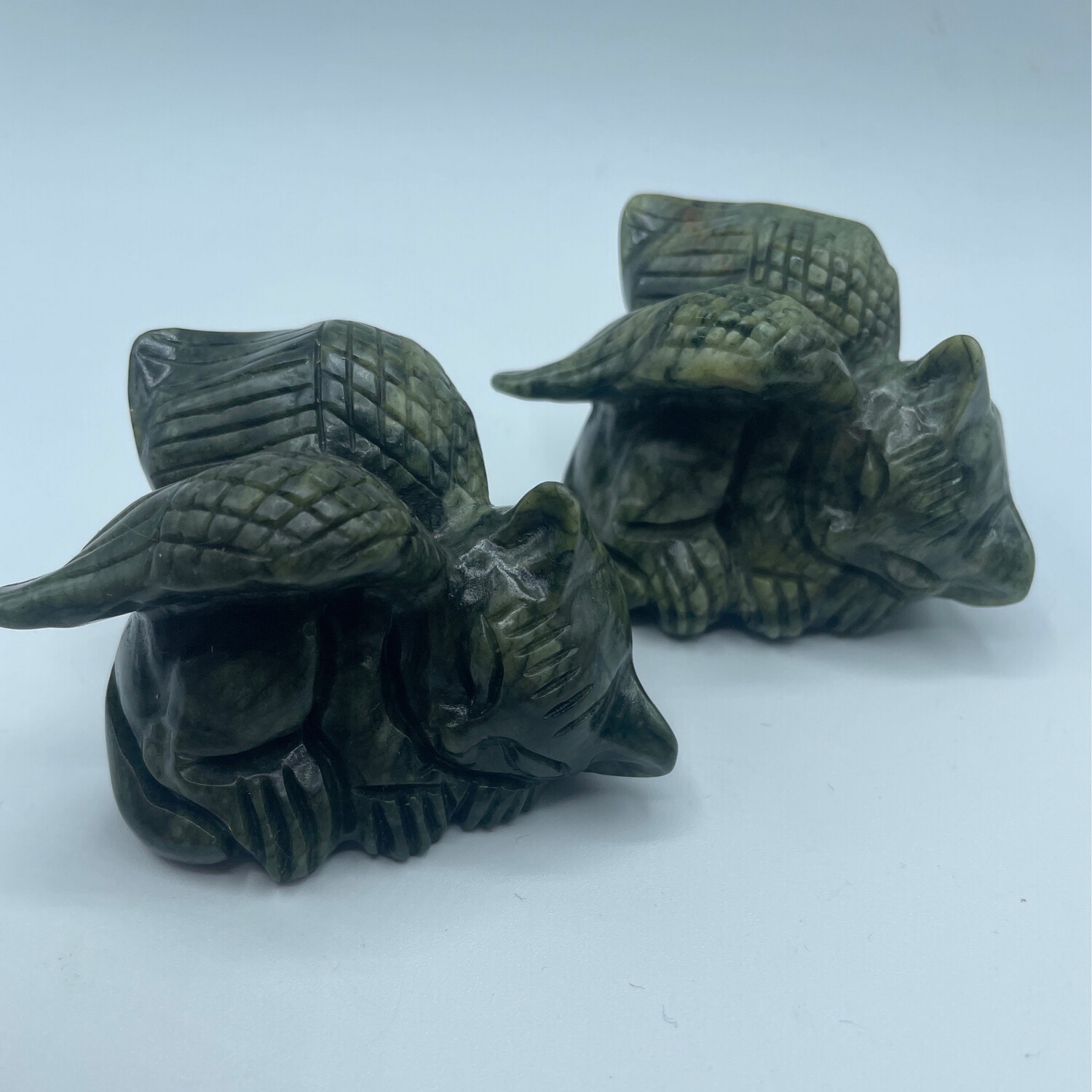 Katze mit Flügeln, grüne Jade