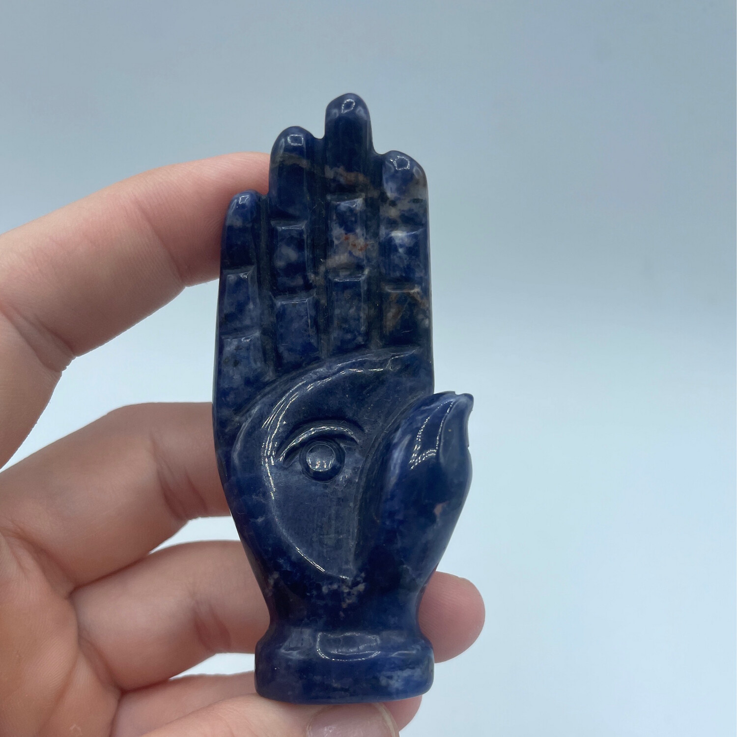 Hand Sodalith