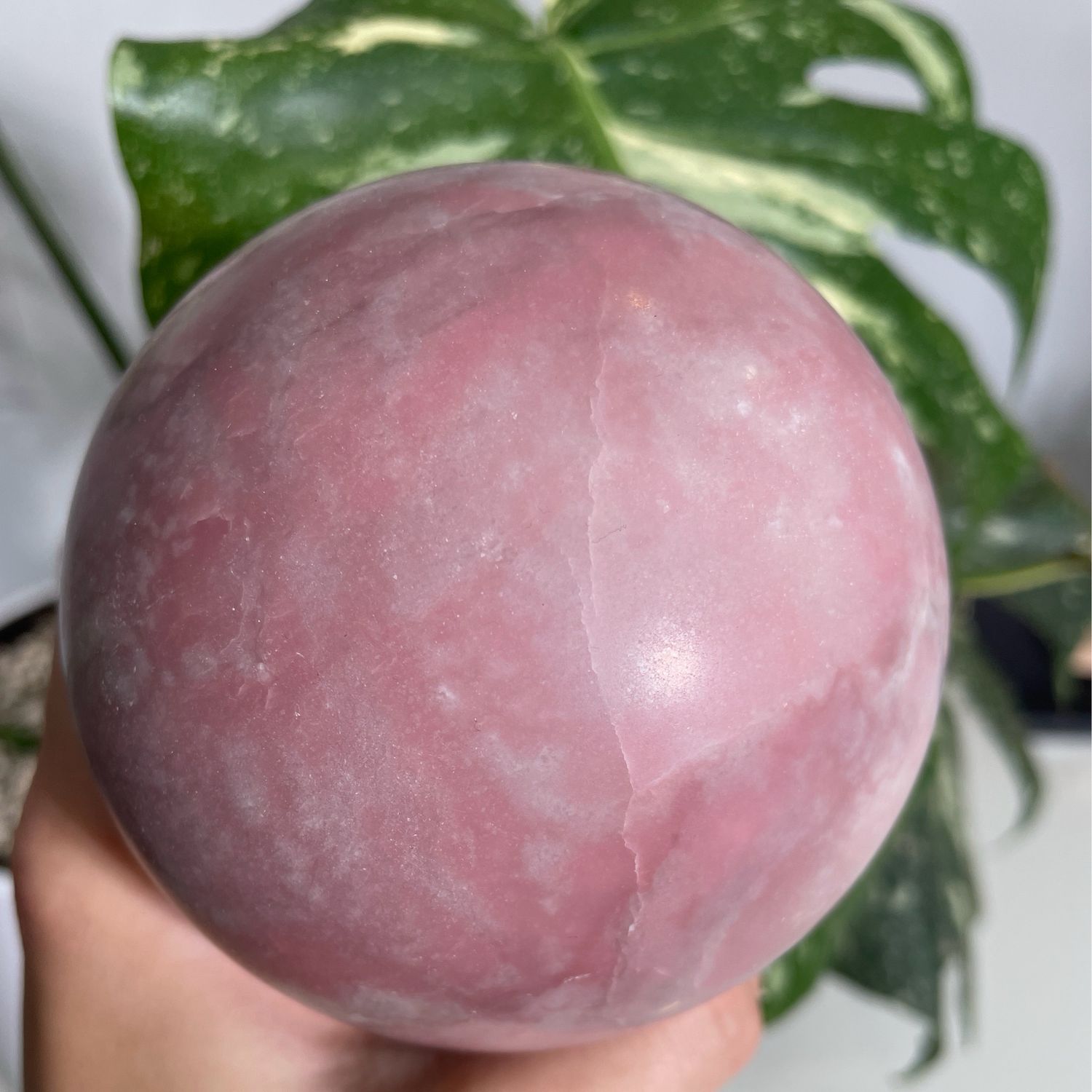 Pinke Opal Kugel