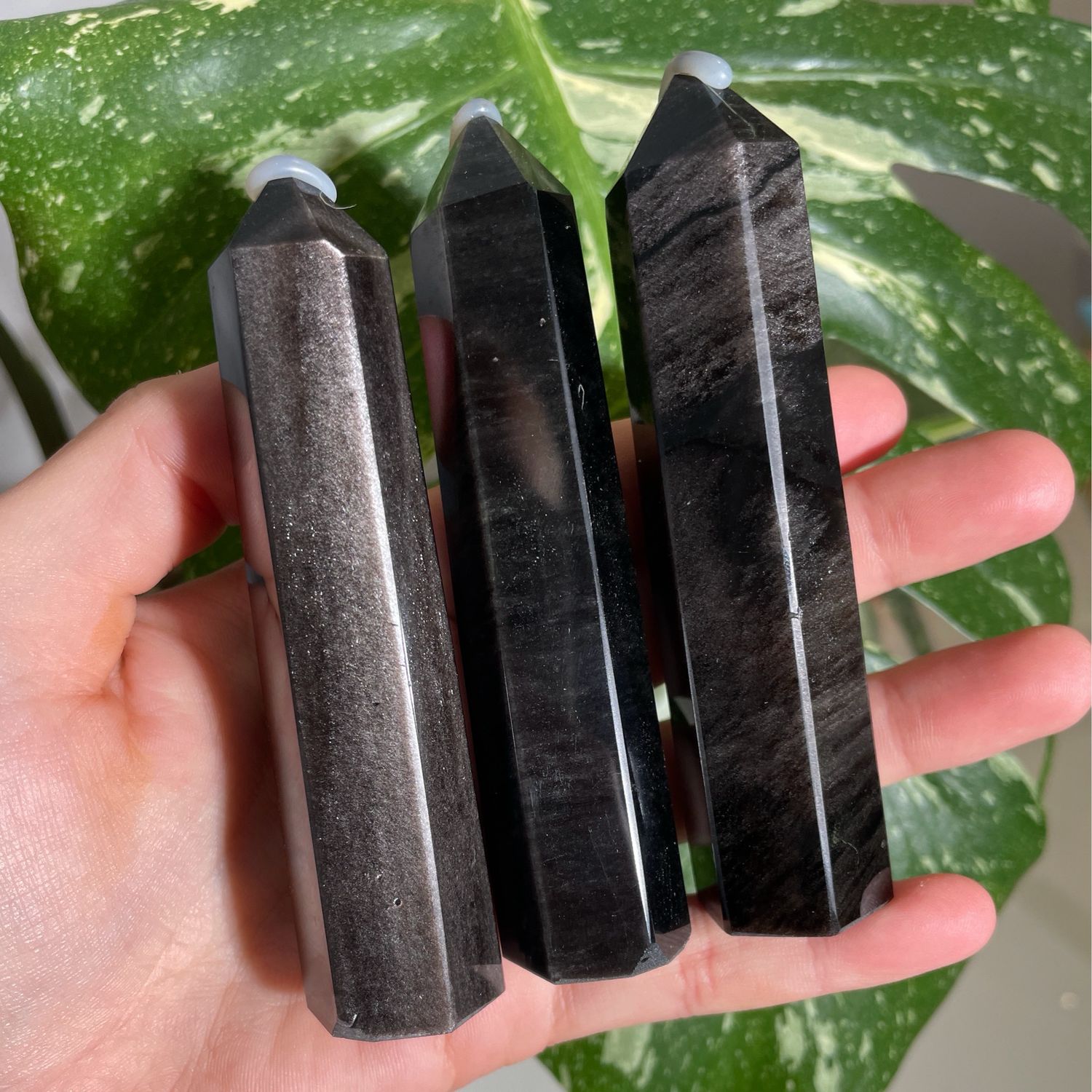 Silver Obsidian Turm