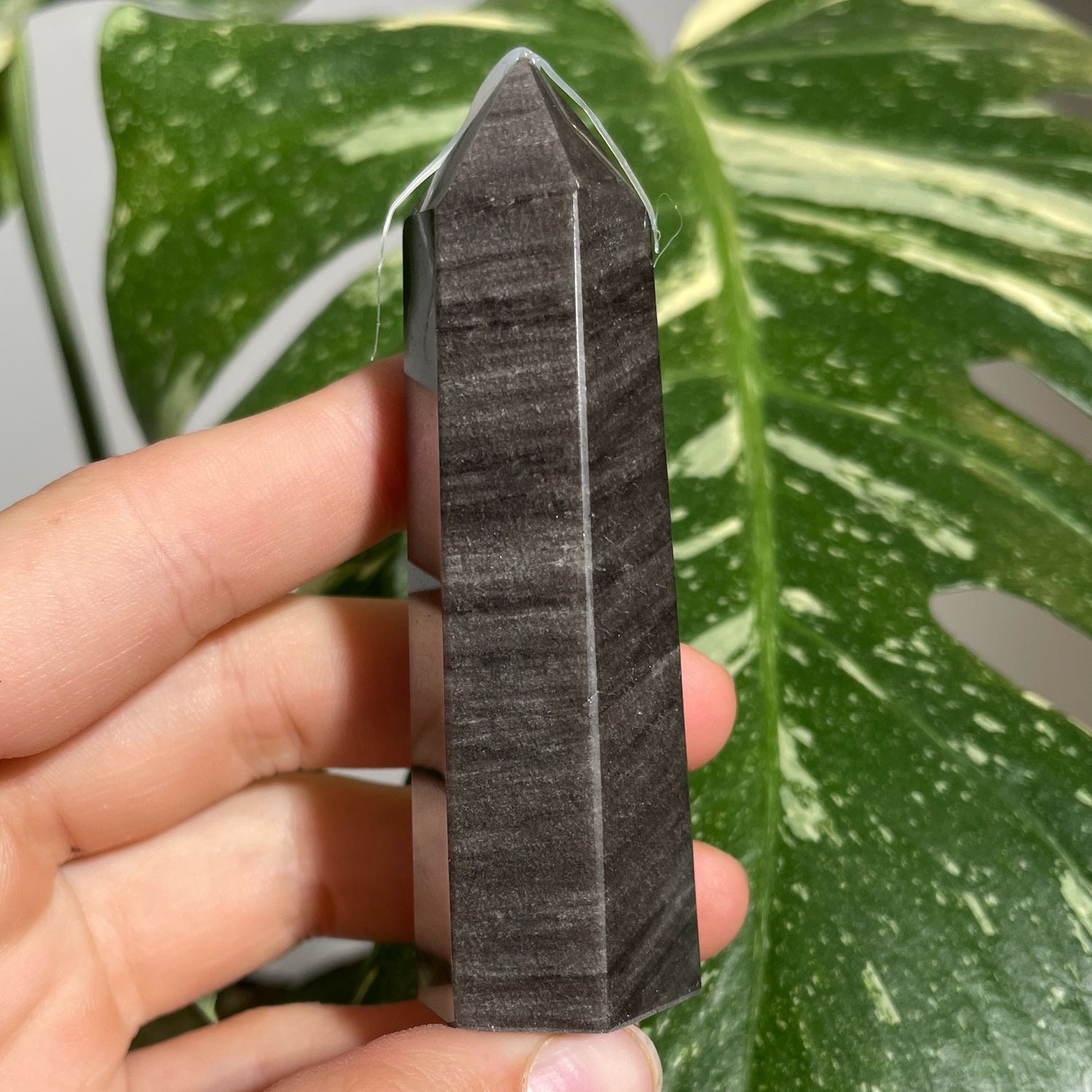 Silber Obsidian Turm