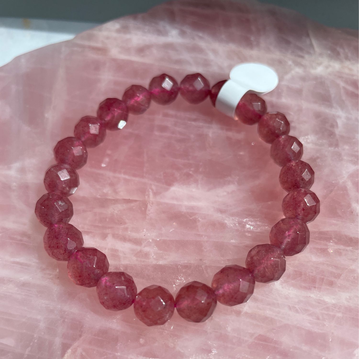 Erdbeerquarz x Armband, facettiert