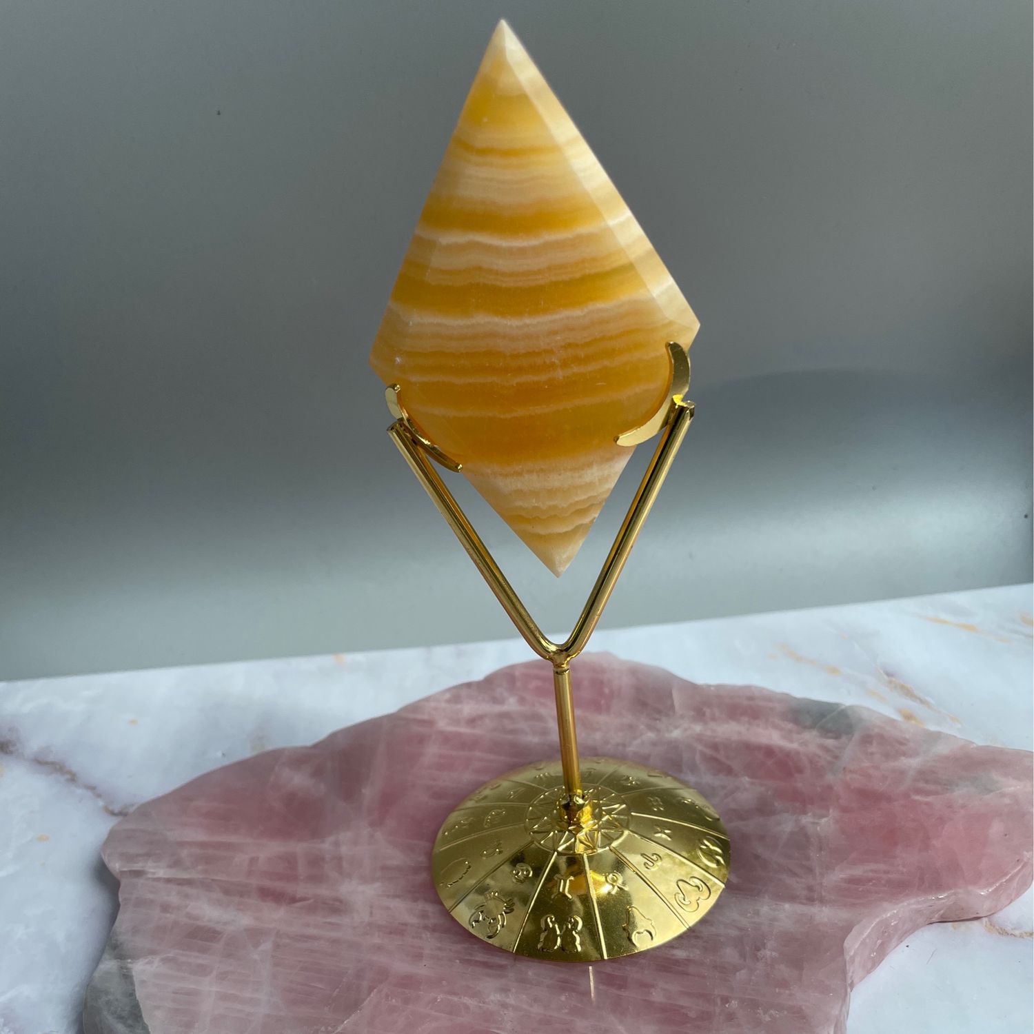 Orangencalcit x Diamant