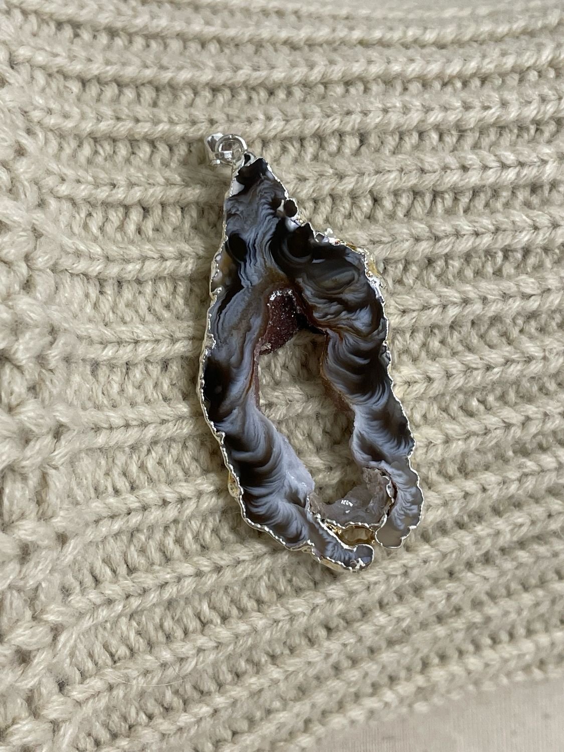 Achat Kettenanhänger „galvanisiert“
