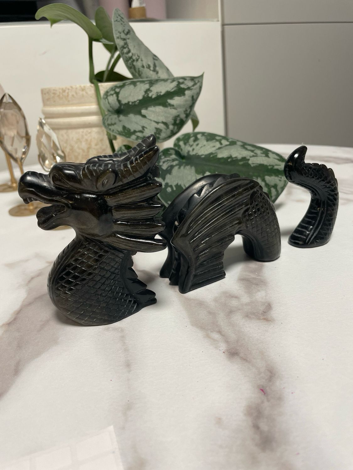 Drache goldener Obsidian