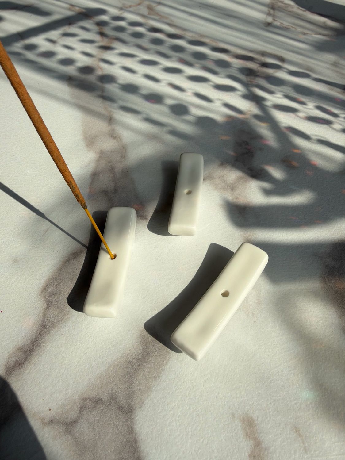 Räucherstäbchenhalter „weiß Keramik“
