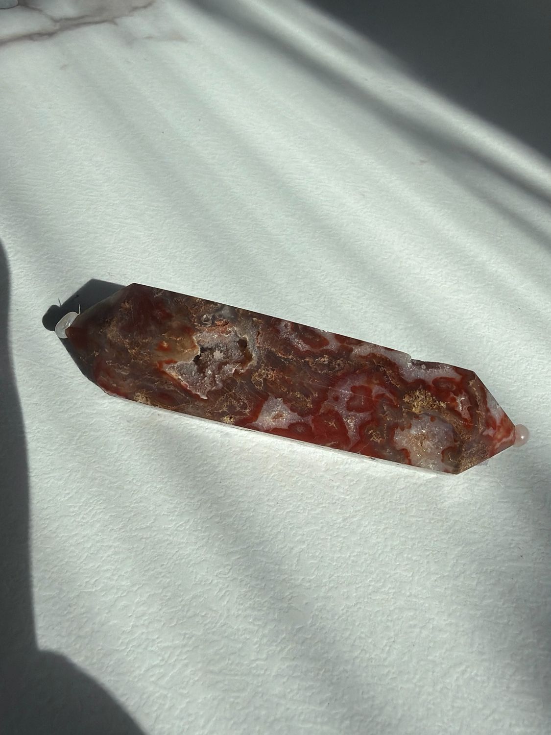 Moos Achat rot, Doppelender gefärbt