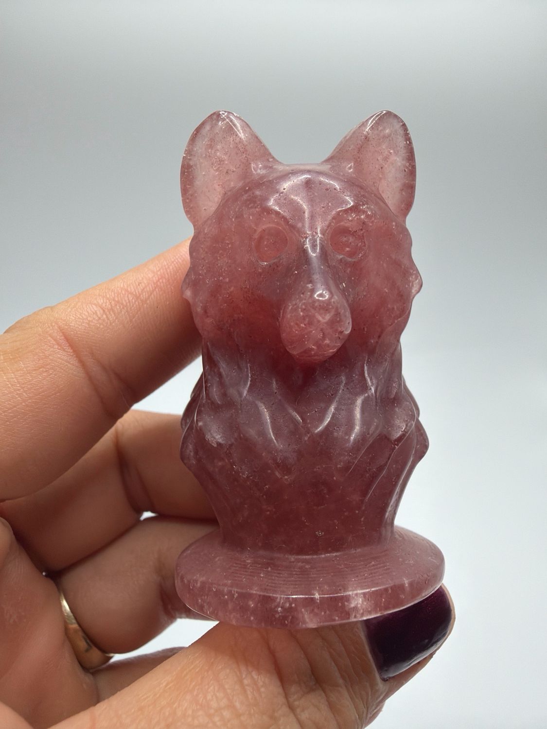 Wolf Erdbeerquarz Wolf Erdbeerquarz